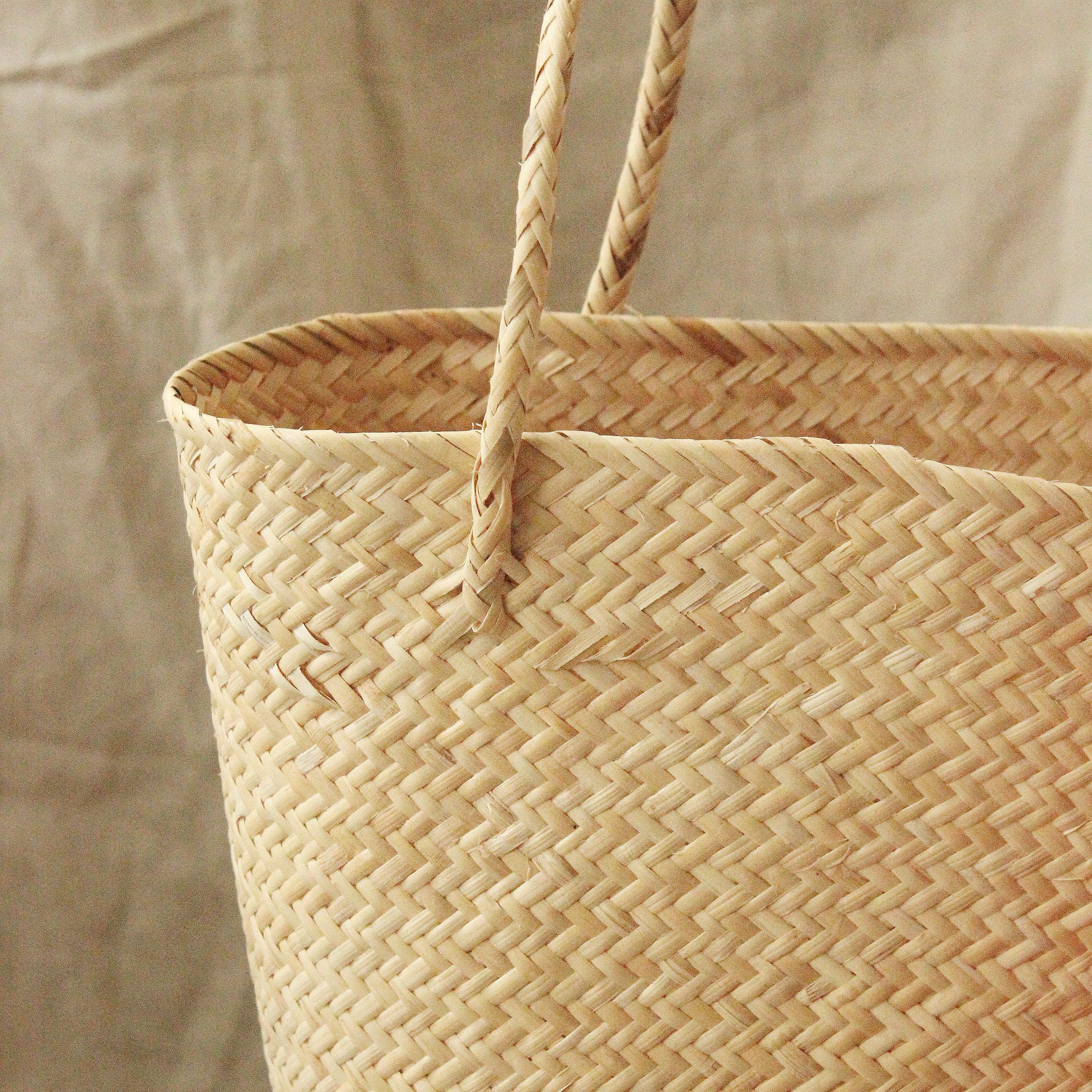 Borneo Love Rush - Handwoven Straw Tote Bag with